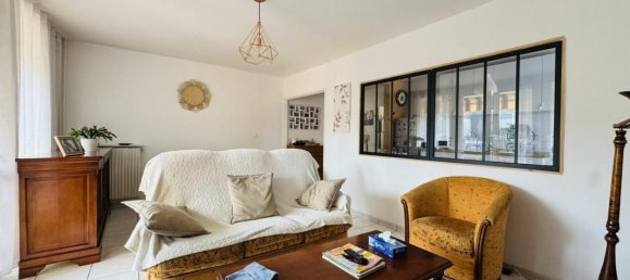 2 bedrooms Apartment in Saint-Etienne, France No. 203841 16