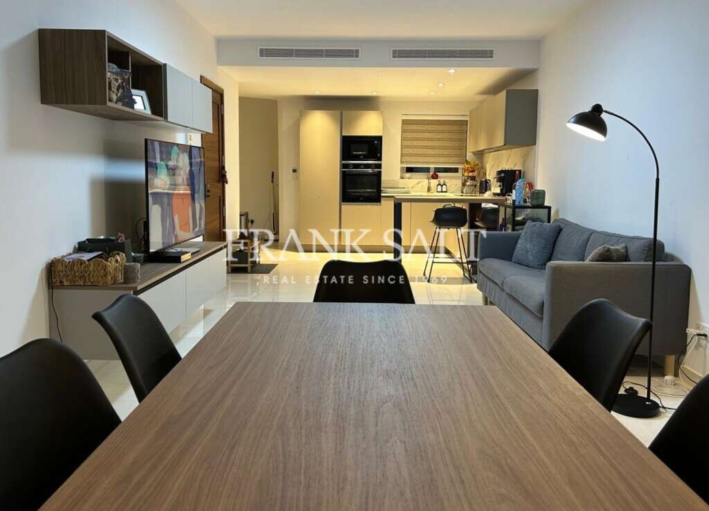 Квартира с 3 спальнями в Нашшар, Мальта № 7486