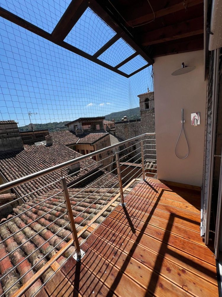 4 rooms Duplex in Salò, Italy No. 306388