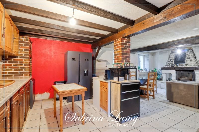 Casa de 4 dormitorios en Mareuil-en-Brie, France No. 57362