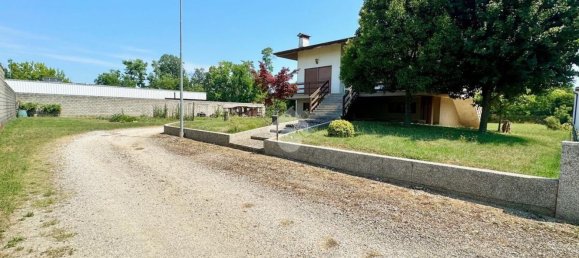 5غرفة منزل في Udine, Italy رقم 262409 2