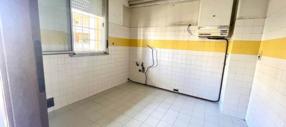 Apartamento de 7 habitaciónes en Pontedera, Italy No. 201946 19