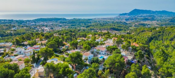 5 bedrooms House in Altea, Spain No. 152215 2