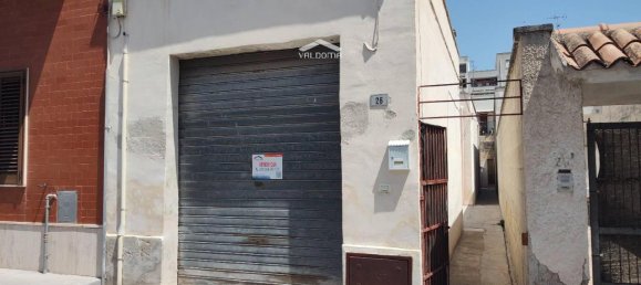 Дом с 4 комнатами в Лечче, Италия № 21377 19