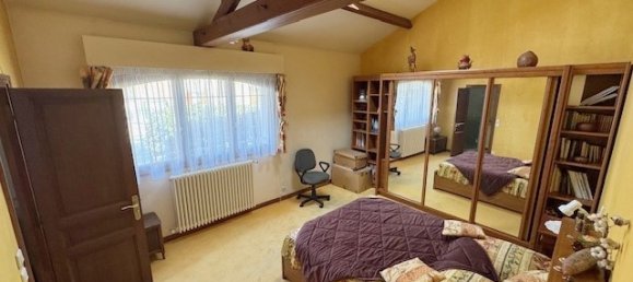 5 bedrooms House in Vernouillet, France No. 179761 8