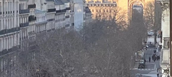 4 bedrooms Apartment in Paris, France No. 162880 14