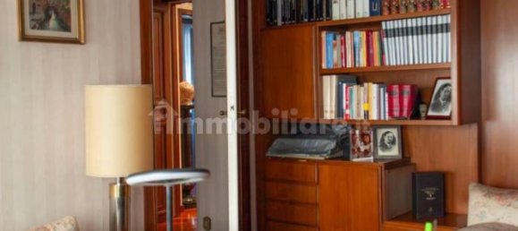 3 bedrooms Apartment in Milan, Italy No. 328376 8