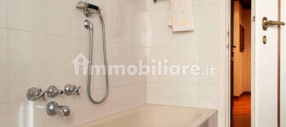 3 bedrooms Apartment in Milan, Italy No. 328376 18