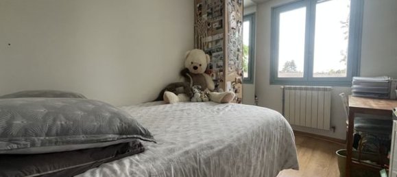 3 bedrooms House in Taissy, France No. 309694 8