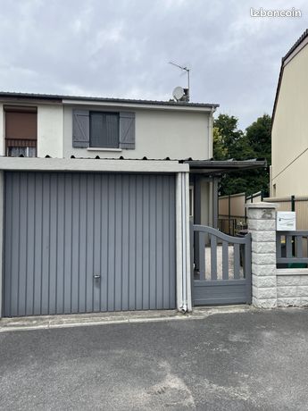 3 bedrooms House in Taissy, France No. 309694