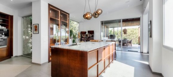 5 chambres Villa à Marbella, Spain No. 18995 8