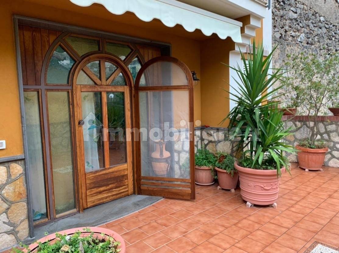 Casa T3 em Cava de' Tirreni, Italy N.º 299136