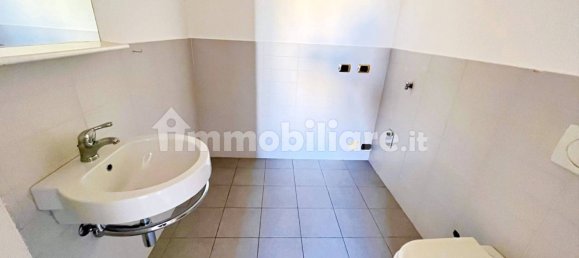 Apartamento de 3 dormitorios en Besana in Brianza, Italy No. 237959 13