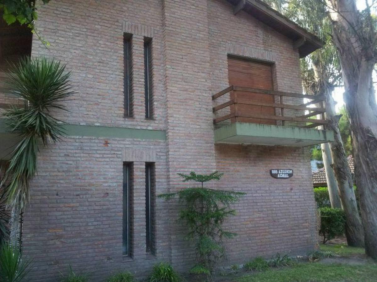 2 bedrooms Apartment in Mar del Plata, Argentina No. 69541