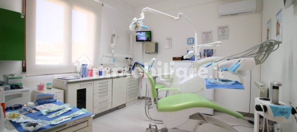 4 rooms Office in Syracuse, Italy No. 348936 16