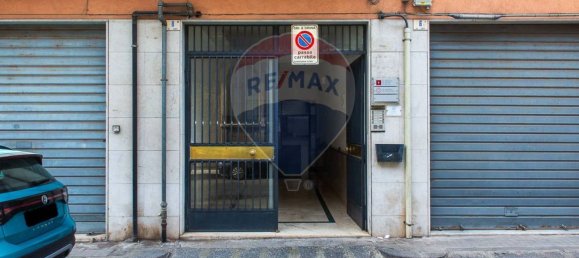 6 bedrooms Apartment in Catania, Italy No. 308721 2