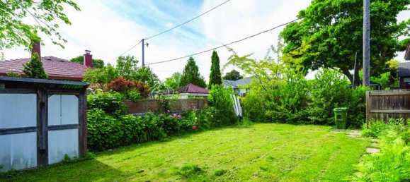 7 غرف نوم منزل في Toronto, Canada رقم 793 6