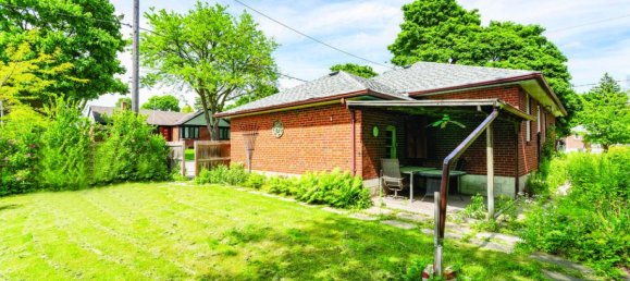 7 غرف نوم منزل في Toronto, Canada رقم 793 7