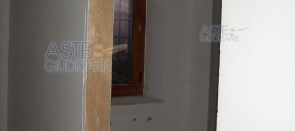 3-Zimmer Wohnung in Magliano de' Marsi, Italy, Nr. 185770 7