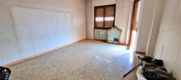 3 bedrooms Penthouse in Vigevano, Italy No. 75209 20