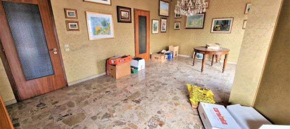 3 bedrooms Penthouse in Vigevano, Italy No. 75209 15