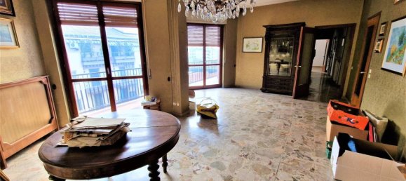 3 bedrooms Penthouse in Vigevano, Italy No. 75209 10