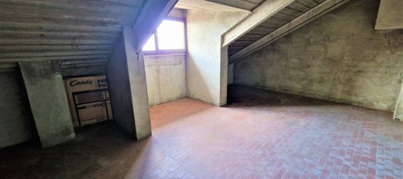 3 bedrooms Penthouse in Vigevano, Italy No. 75209 7
