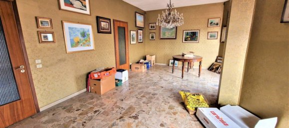 3 bedrooms Penthouse in Vigevano, Italy No. 75209 12