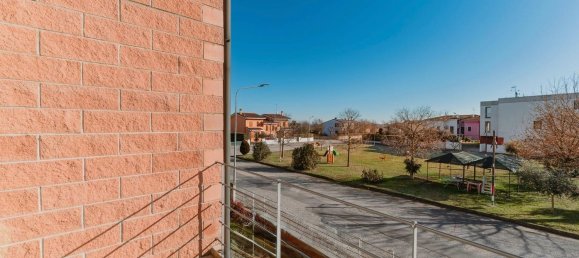 6غرفة منزل في Castellucchio, Italy رقم 268599 23