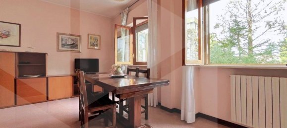 4-salle Appartement à Bari, Italy No. 20715 29