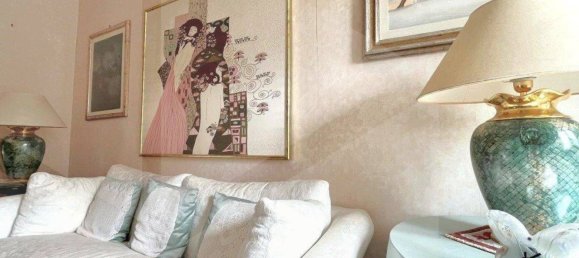 4-salle Appartement à Bari, Italy No. 20715 38