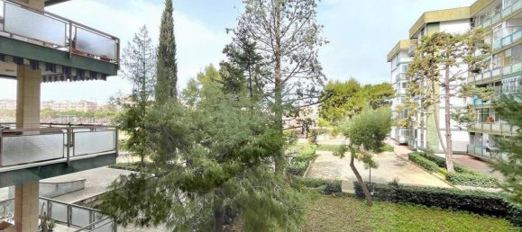 4-salle Appartement à Bari, Italy No. 20715 31