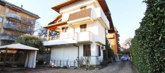 4 rooms Villa in Seregno, Italy No. 153180 48