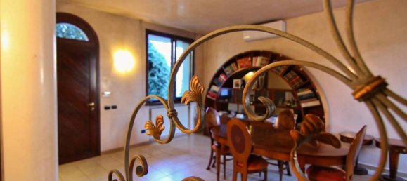 4 rooms Villa in Seregno, Italy No. 153180 6
