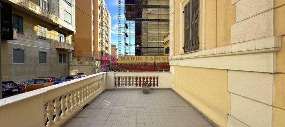 3 rooms Apartment in Genoa, Italy No. 29458 6