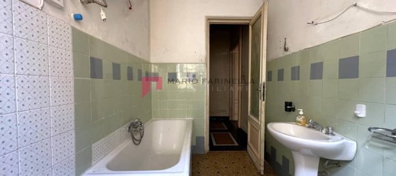 3 rooms Apartment in Genoa, Italy No. 29458 18