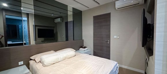 3 bedrooms Penthouse in Khlong Toei, Thailand No. 4393 26