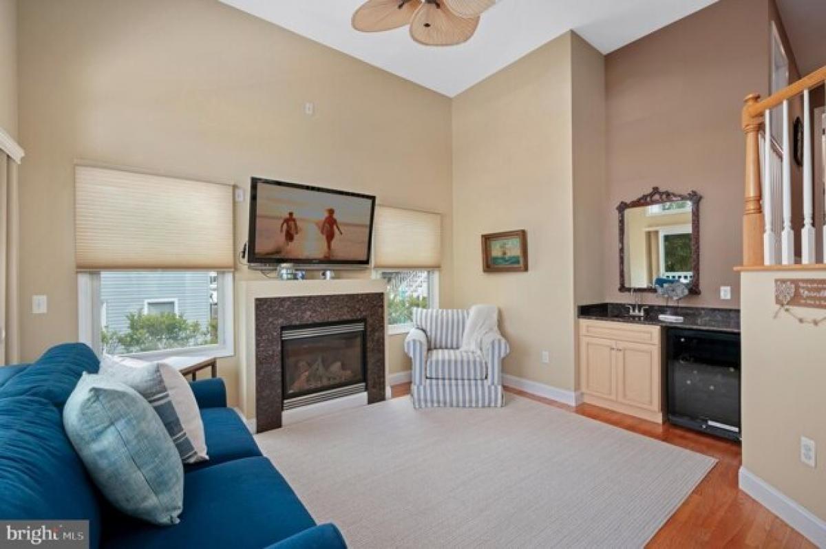 Дом с 5 спальнями в Beach Haven, США № 387277