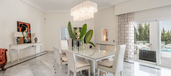 6 غرف نوم فيلا في Estepona, Spain رقم 40242 6