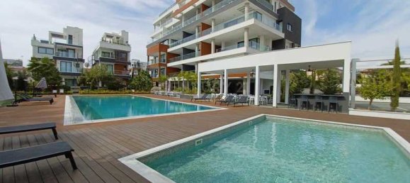 3 bedrooms Commercial property in Limassol, Cyprus No. 18939 2