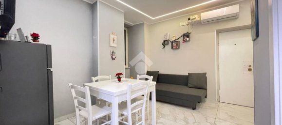2 rooms Apartment in Naples, Italy No. 31585 32