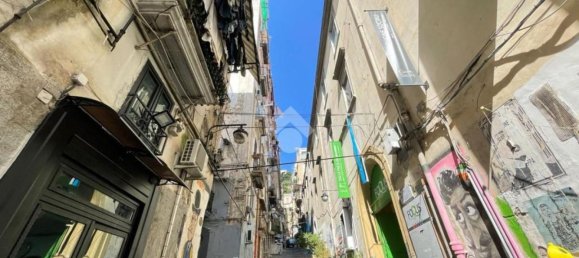 2 rooms Apartment in Naples, Italy No. 31585 22