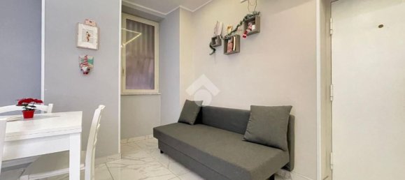 2 rooms Apartment in Naples, Italy No. 31585 41