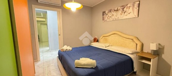 2 rooms Apartment in Naples, Italy No. 31585 51