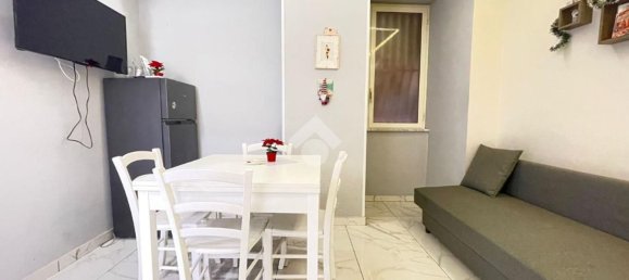 2 rooms Apartment in Naples, Italy No. 31585 36