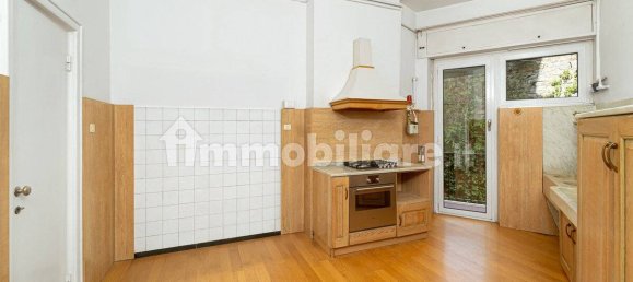 1 bedroom Apartment in Genoa, Italy No. 371125 18