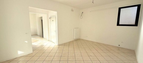 Gewerbliche Immobilie in Vicenza, Italy 140m², Nr. 312179 8