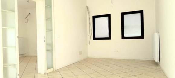 Gewerbliche Immobilie in Vicenza, Italy 140m², Nr. 312179 11