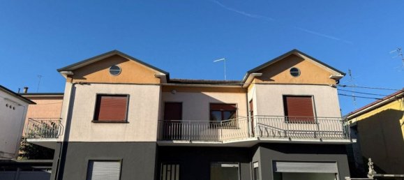 Gewerbliche Immobilie in Vicenza, Italy 140m², Nr. 312179 3