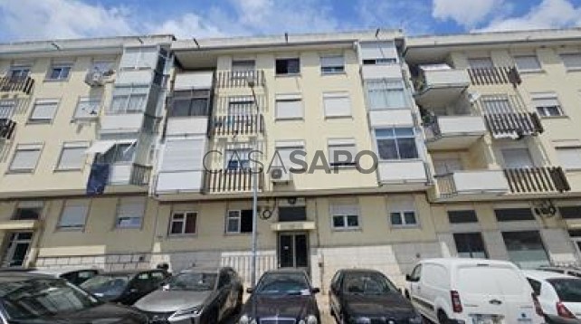 3 bedrooms Apartment in Odivelas, Portugal No. 350063